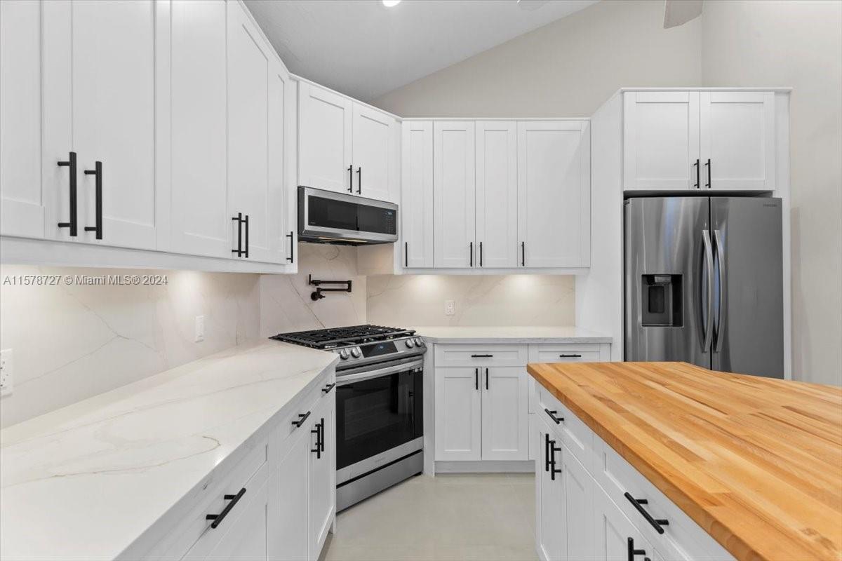 SECTION 21 BEL-AIRE - Residential