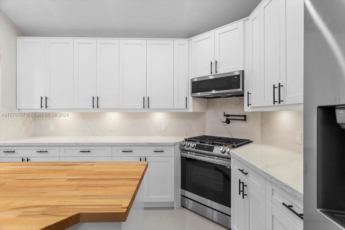SECTION 21 BEL-AIRE - Residential