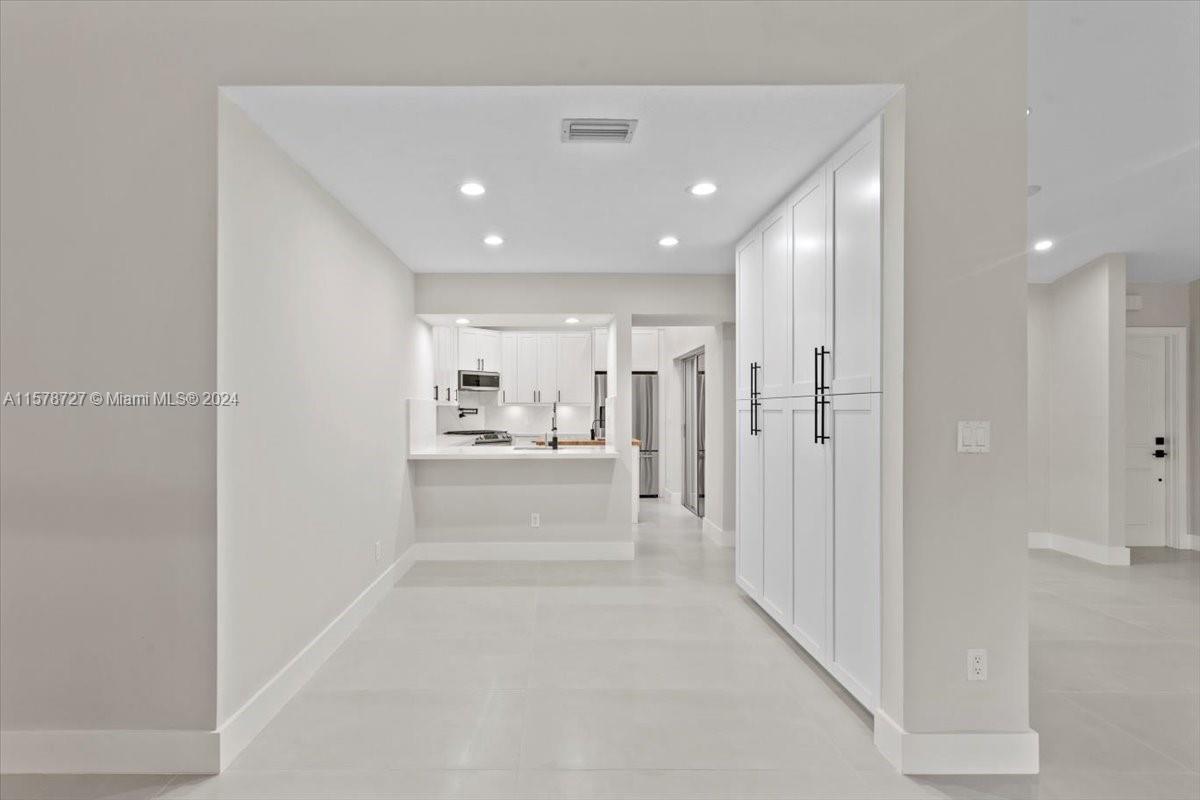 SECTION 21 BEL-AIRE - Residential