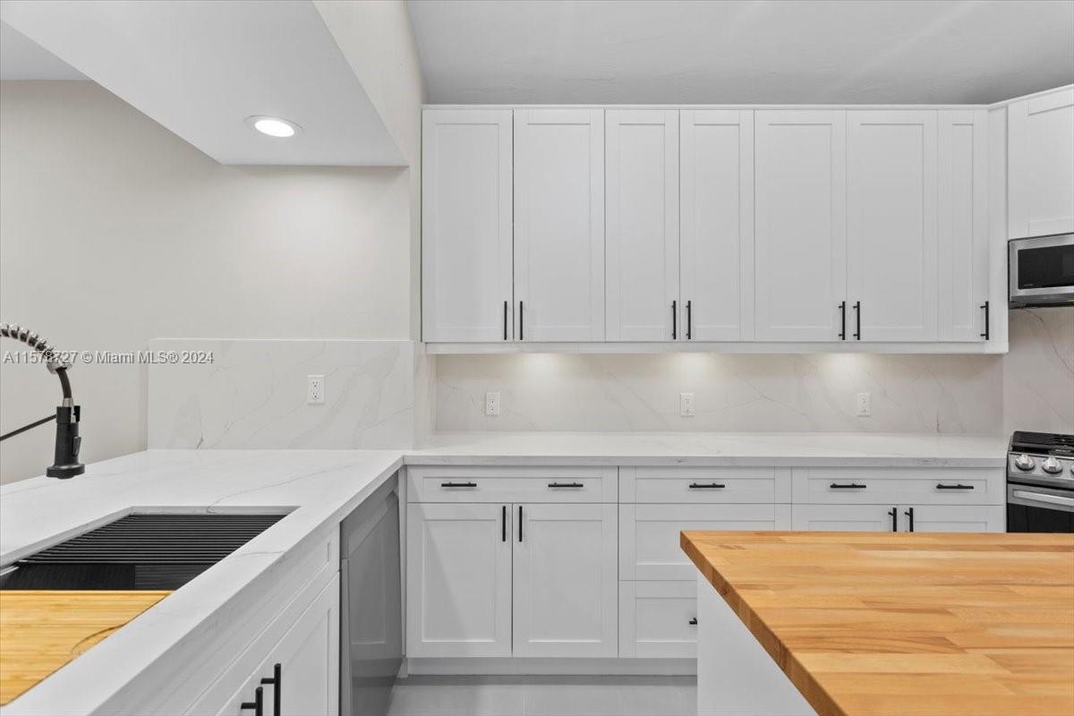 SECTION 21 BEL-AIRE - Residential