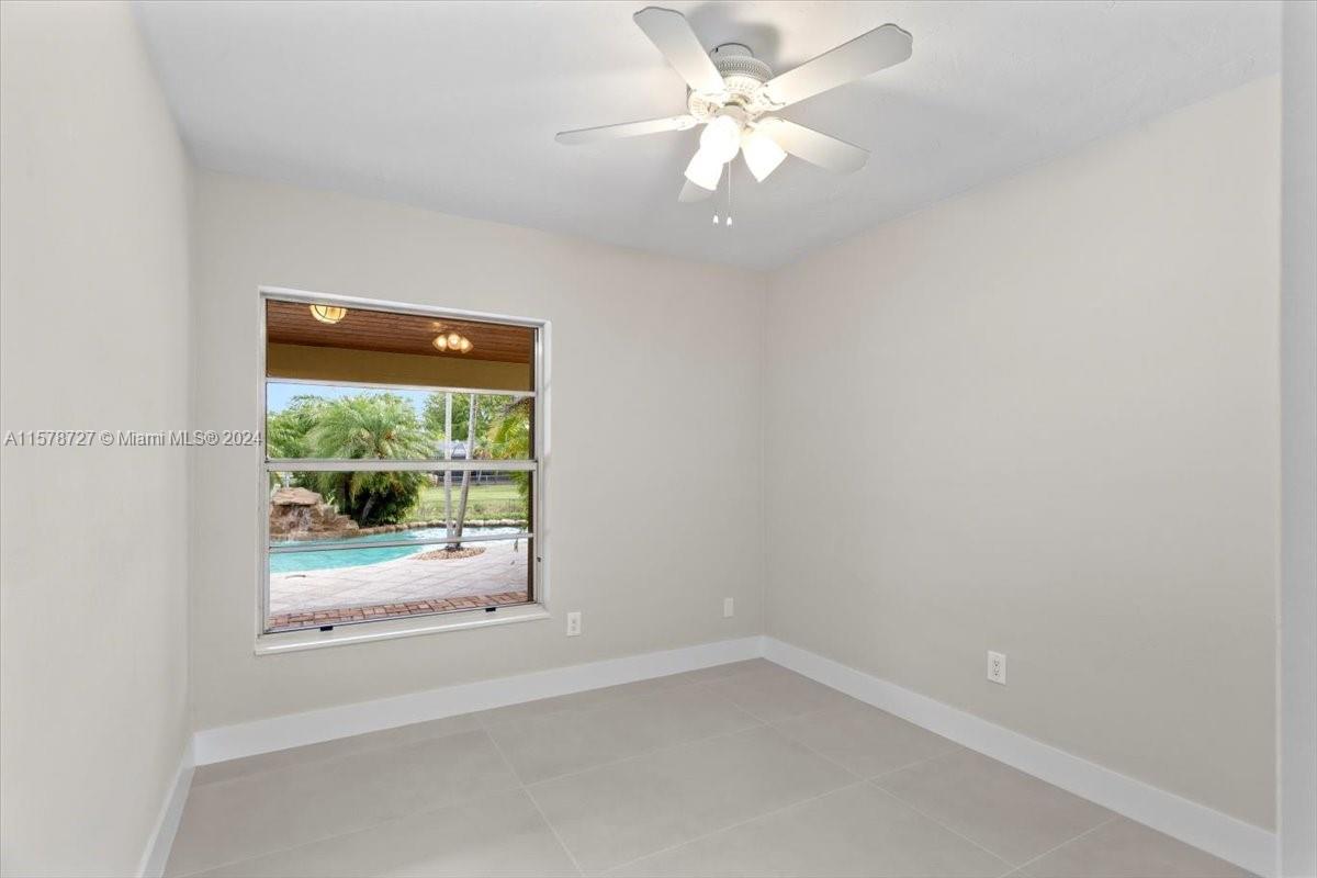 SECTION 21 BEL-AIRE - Residential