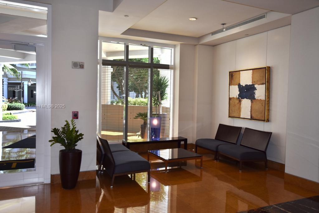 COURTS BRICKELL KEY CONDO - Residential Lease