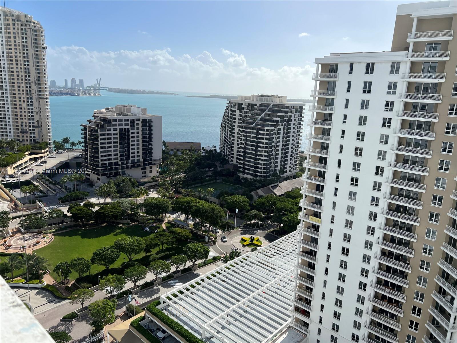 COURTS BRICKELL KEY CONDO - Residential Lease