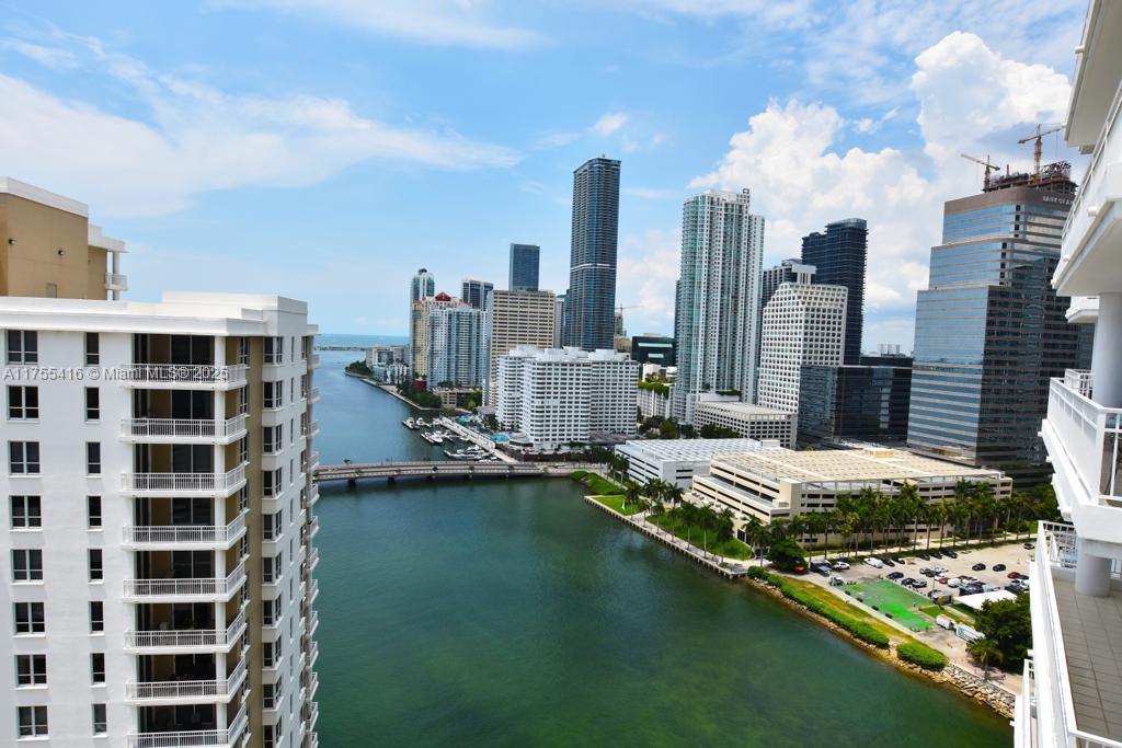COURTS BRICKELL KEY CONDO - Residential Lease