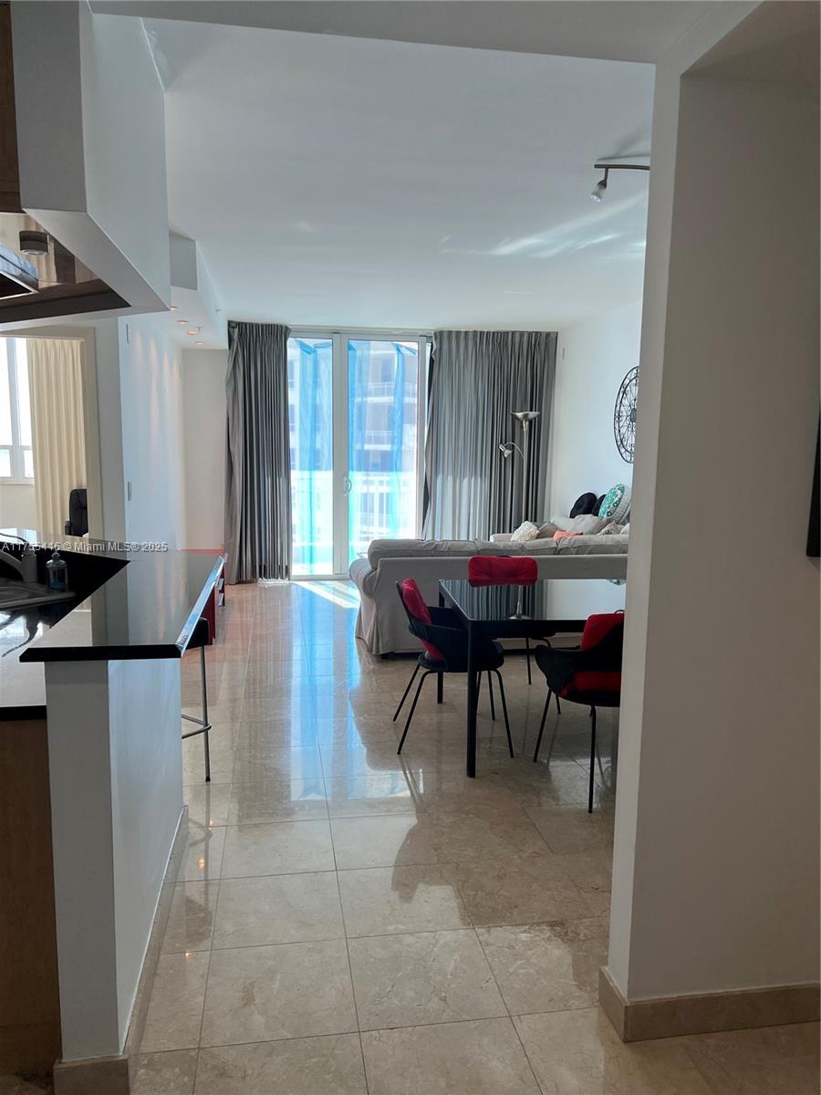 COURTS BRICKELL KEY CONDO - Residential Lease