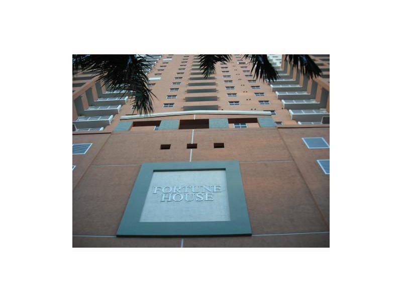 FORTUNE HOUSE CONDO - Residential Lease