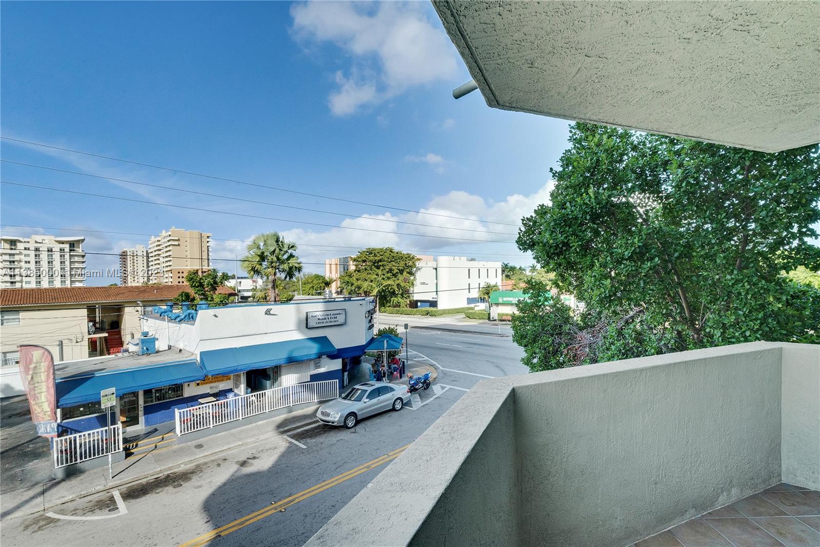 GROVE VIEW CONDO - Residential Lease