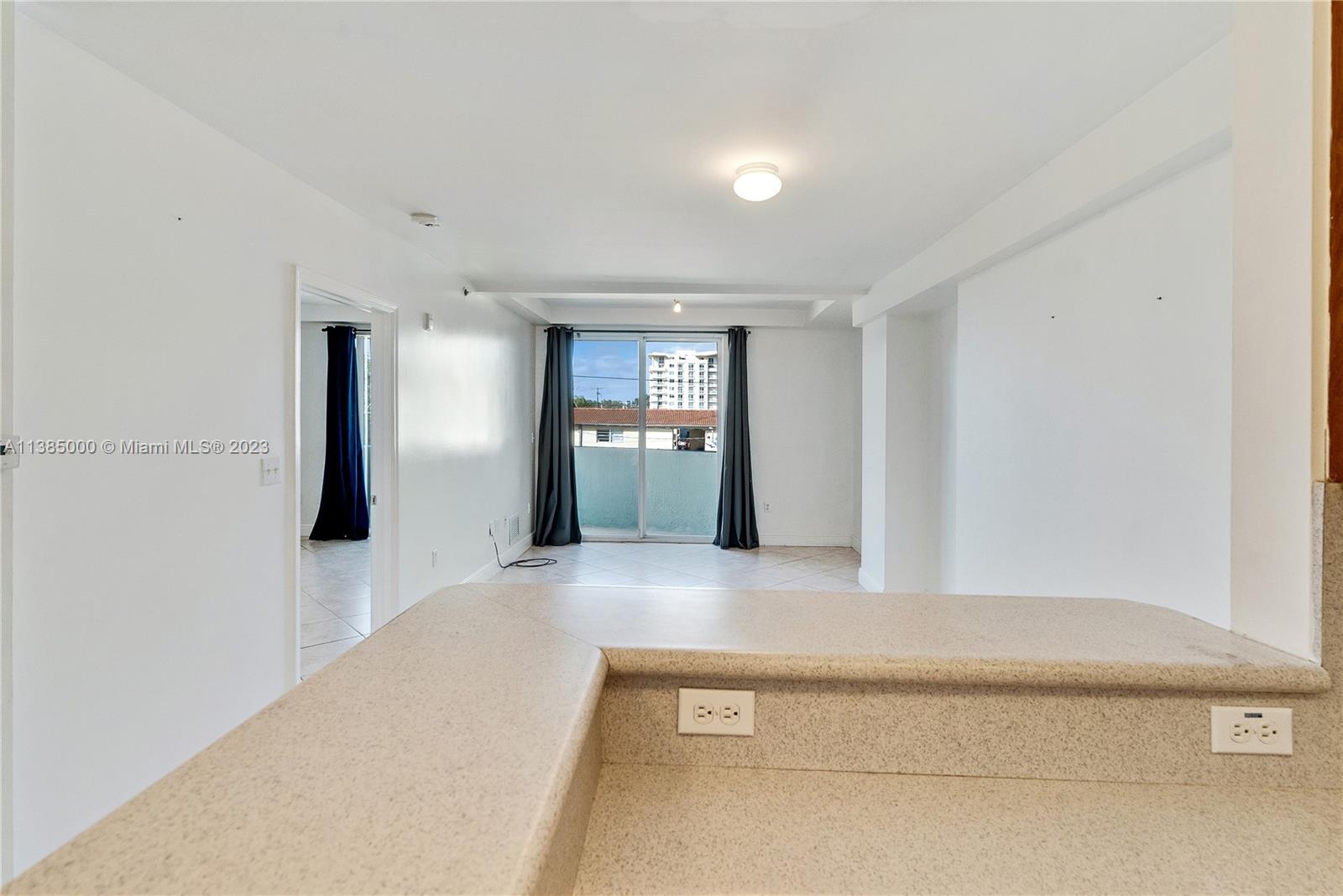 GROVE VIEW CONDO - Residential Lease