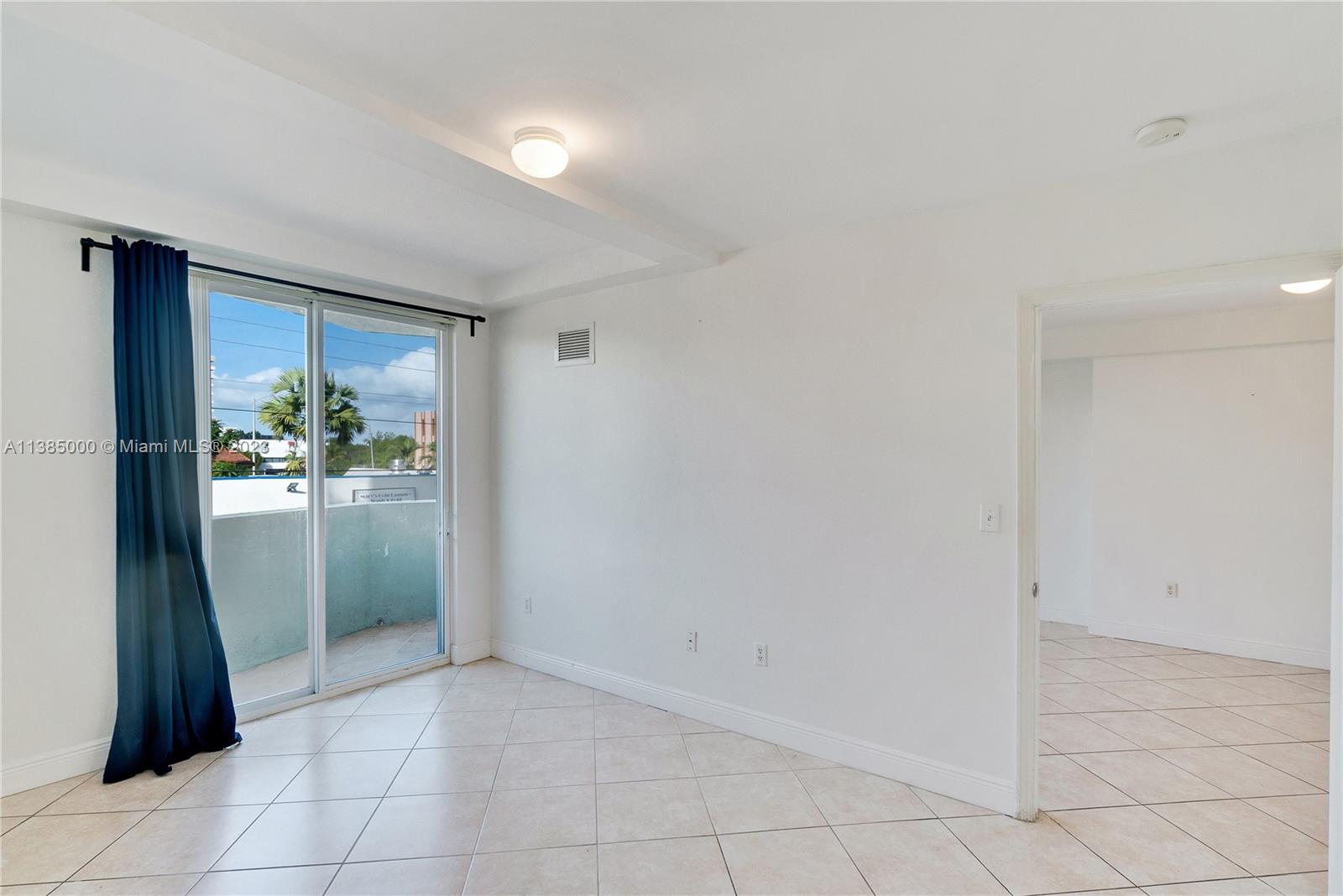 GROVE VIEW CONDO - Residential Lease