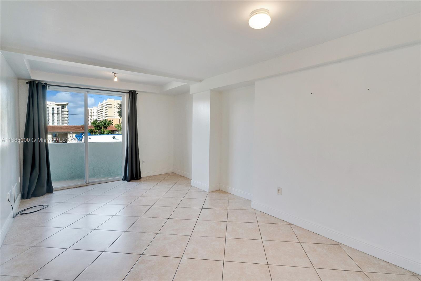 GROVE VIEW CONDO - Residential Lease