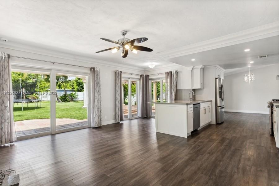 PINE SHORE SEC 7 - Residential
