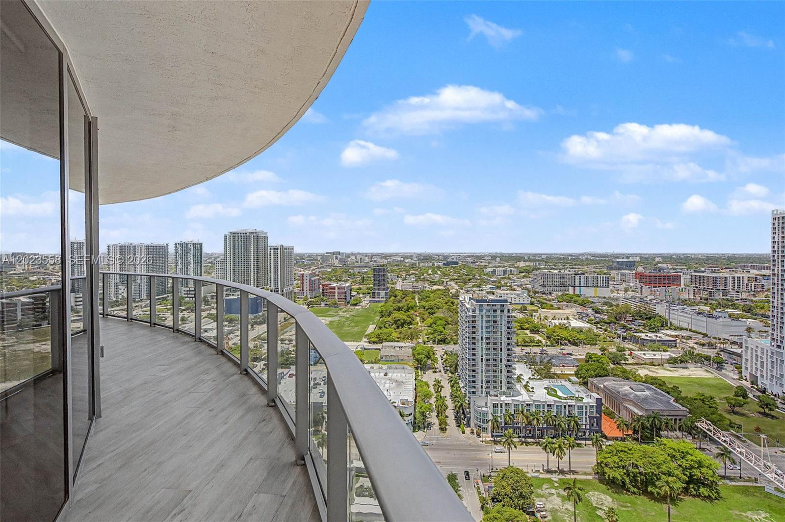 ARIA ON THE BAY CONDO - Residential