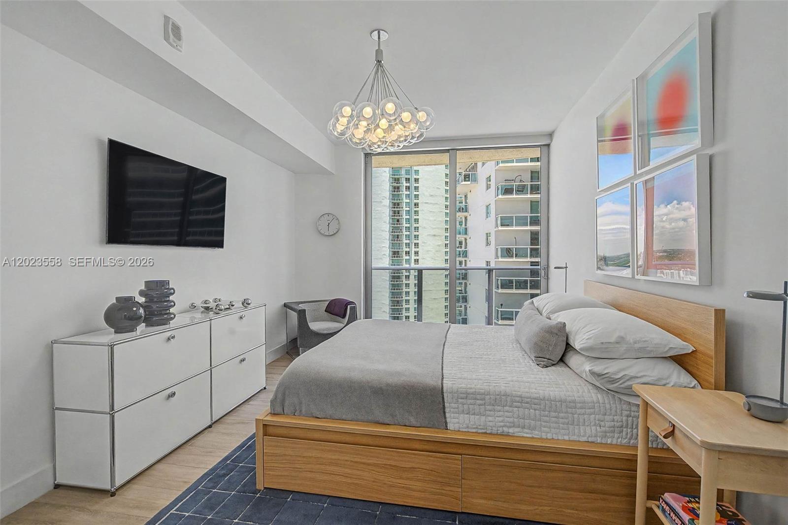 ARIA ON THE BAY CONDO - Residential