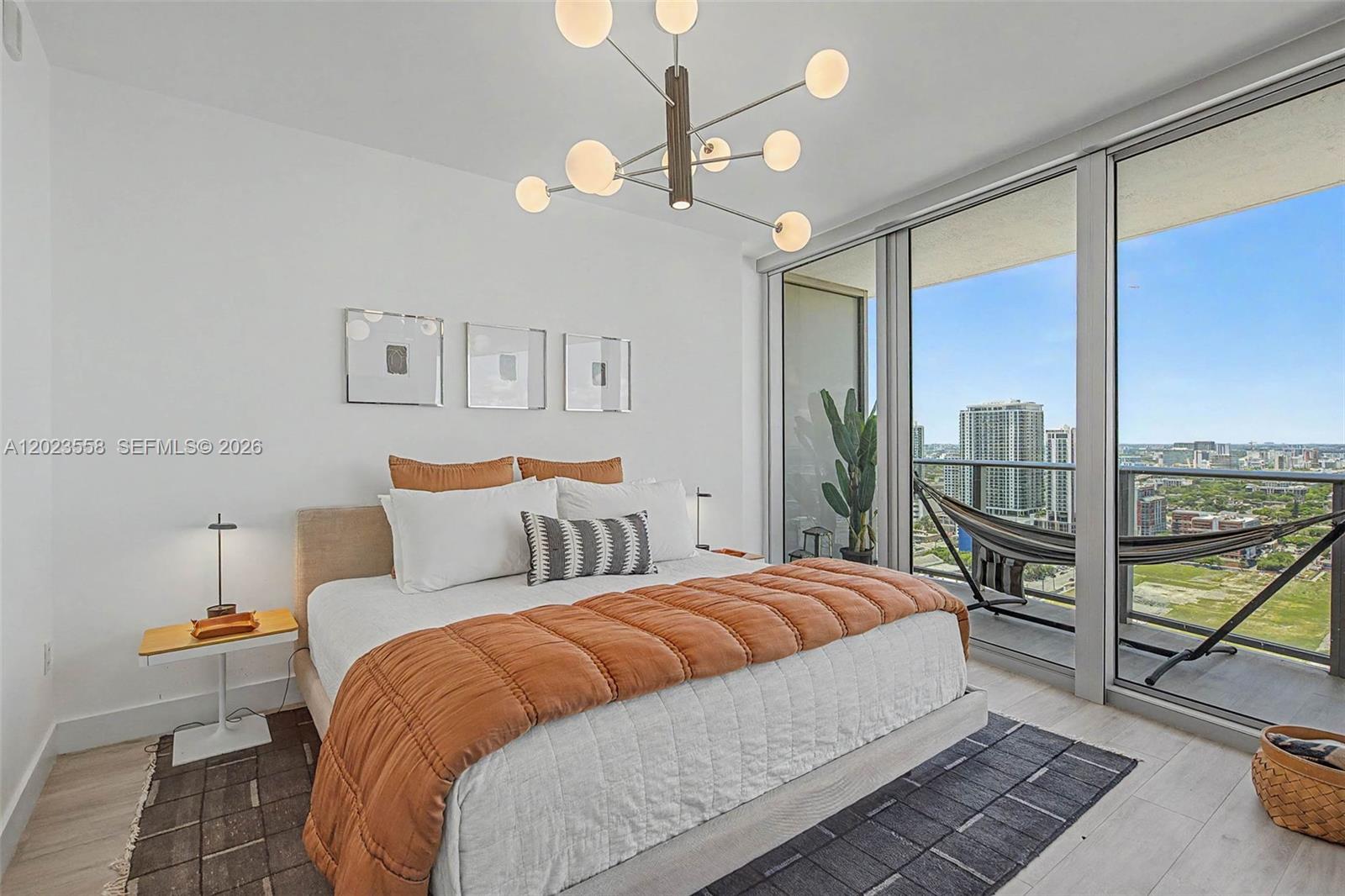 ARIA ON THE BAY CONDO - Residential