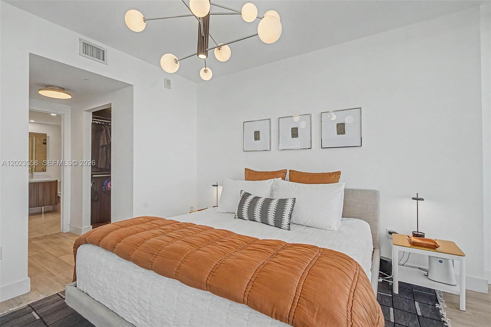 ARIA ON THE BAY CONDO - Residential