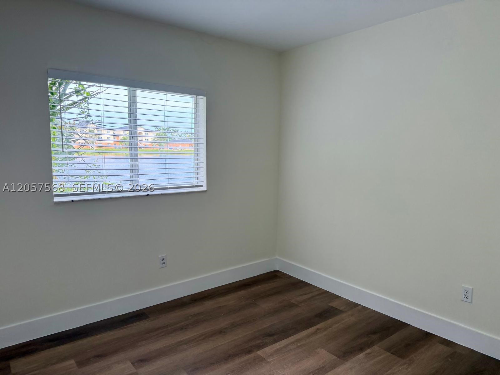 LAKEWOOD AT EMERALD HILLS - Residential Lease