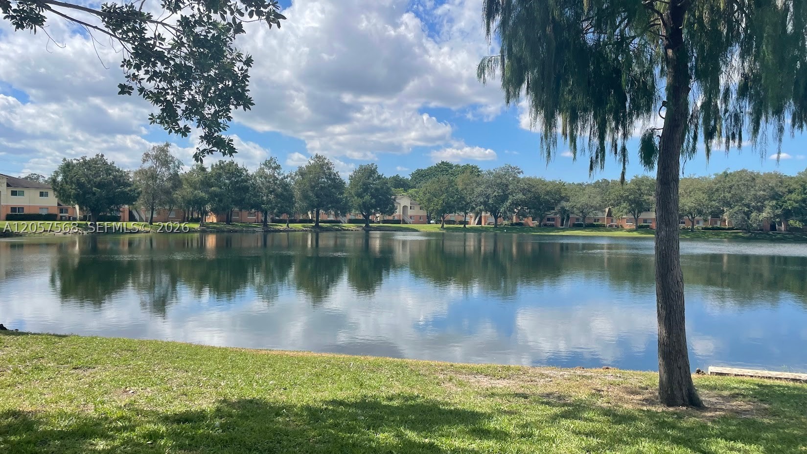 LAKEWOOD AT EMERALD HILLS - Residential Lease