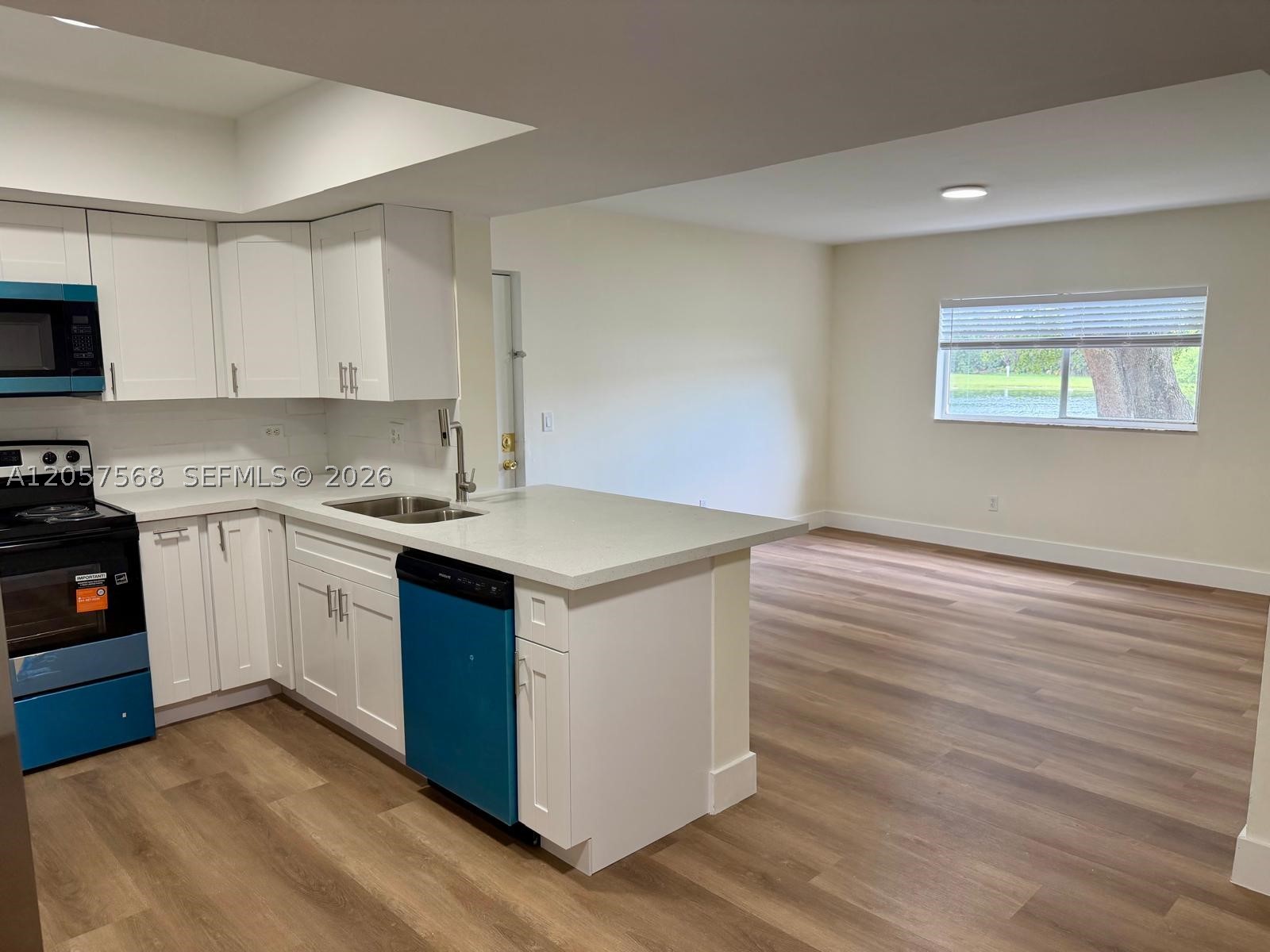 LAKEWOOD AT EMERALD HILLS - Residential Lease