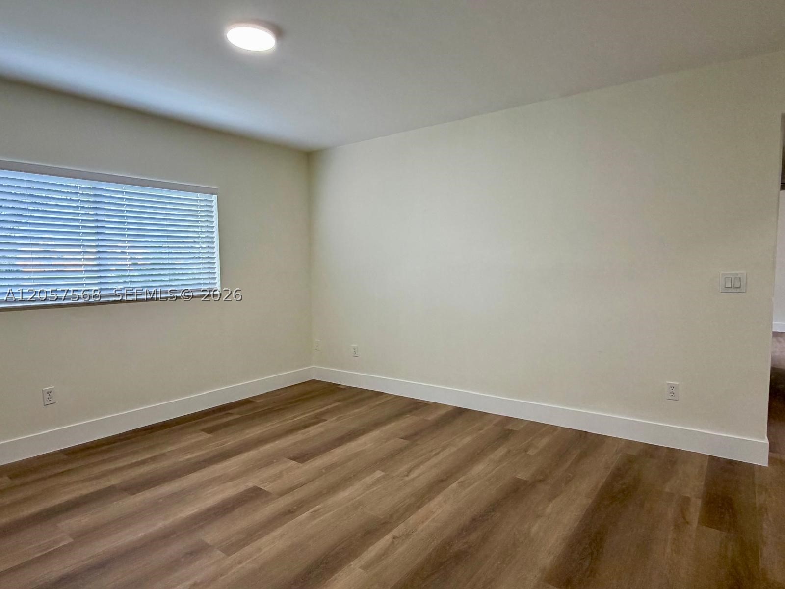 LAKEWOOD AT EMERALD HILLS - Residential Lease