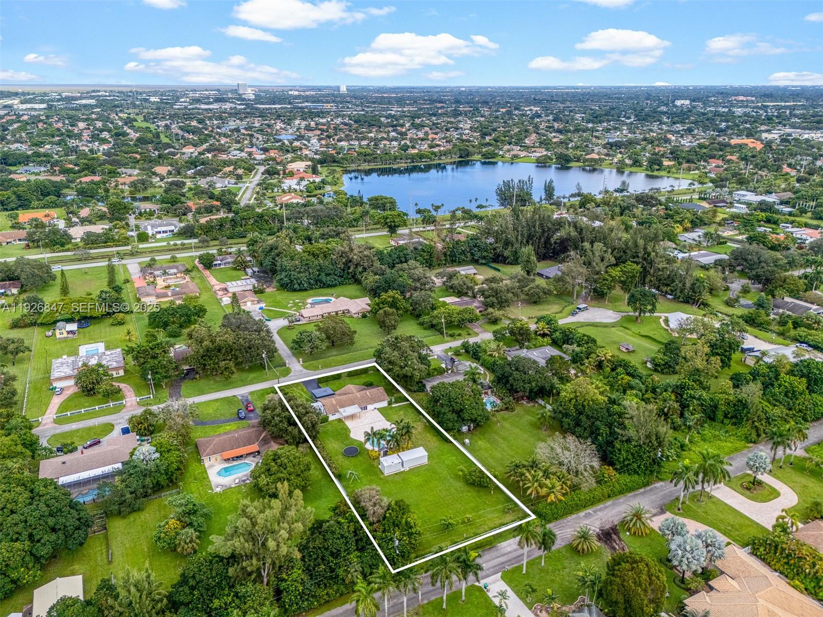 FLA FRUIT LANDS CO - Residential Lease