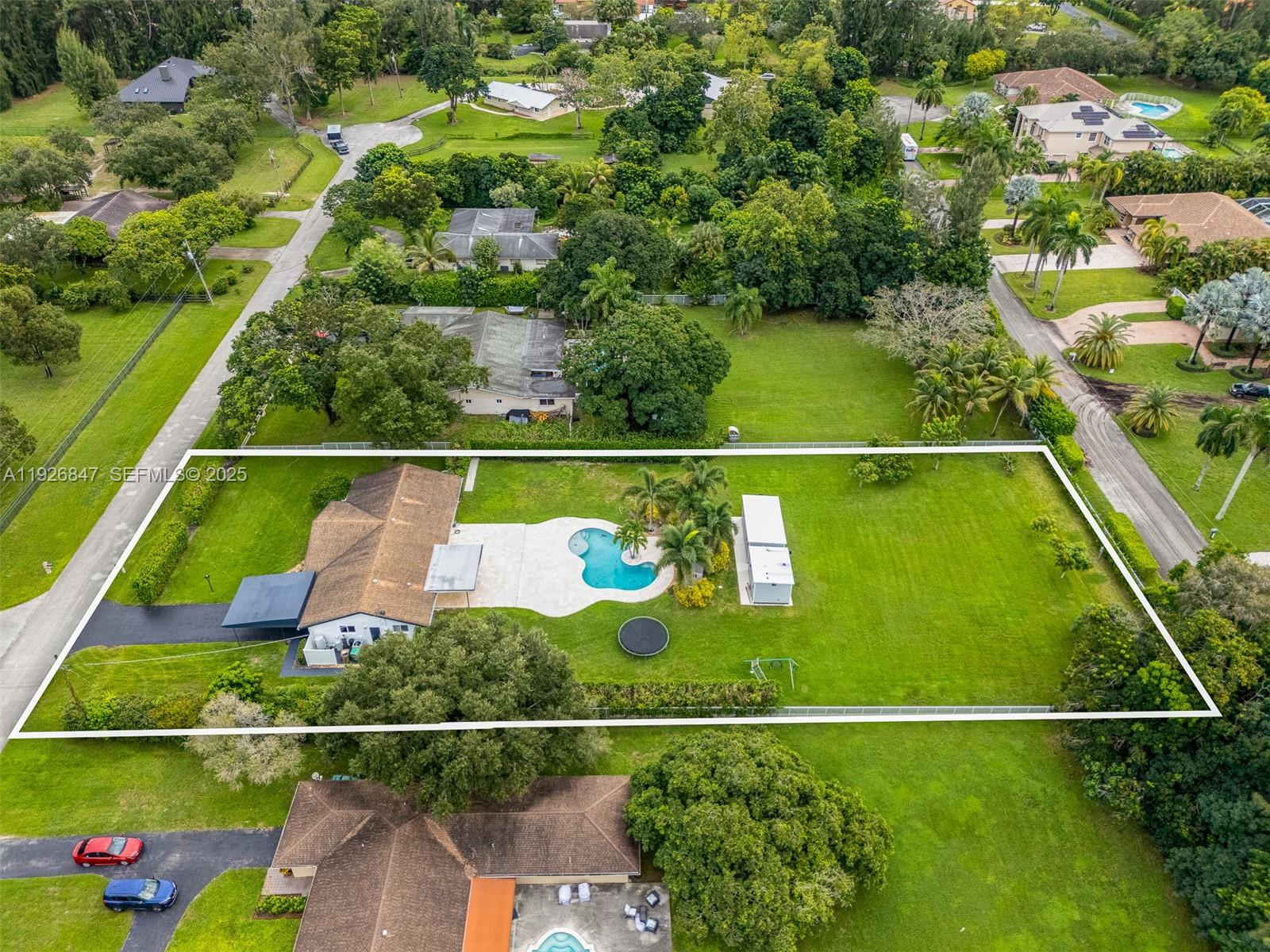 FLA FRUIT LANDS CO - Residential Lease