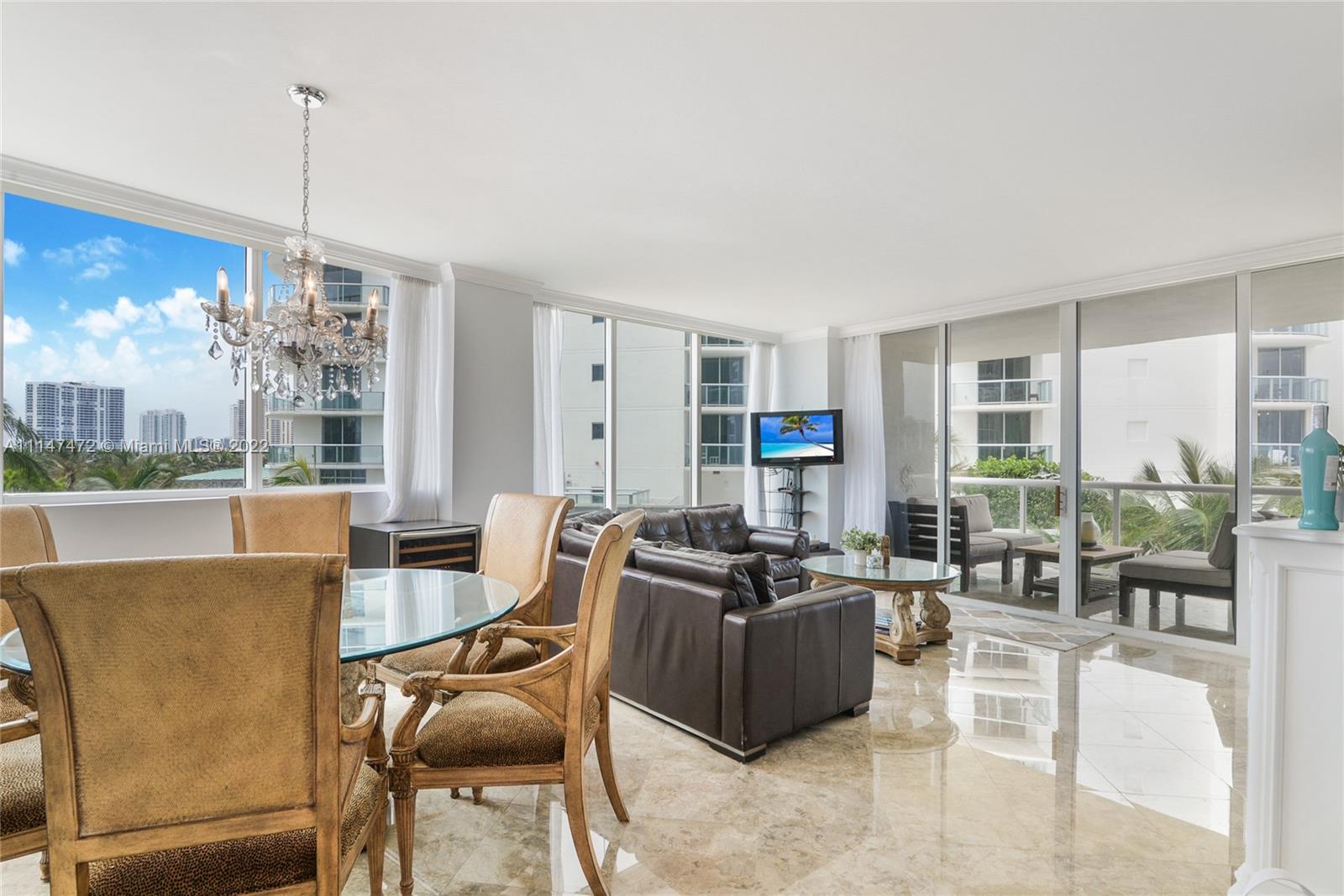 MILLENNIUM CONDO - Residential