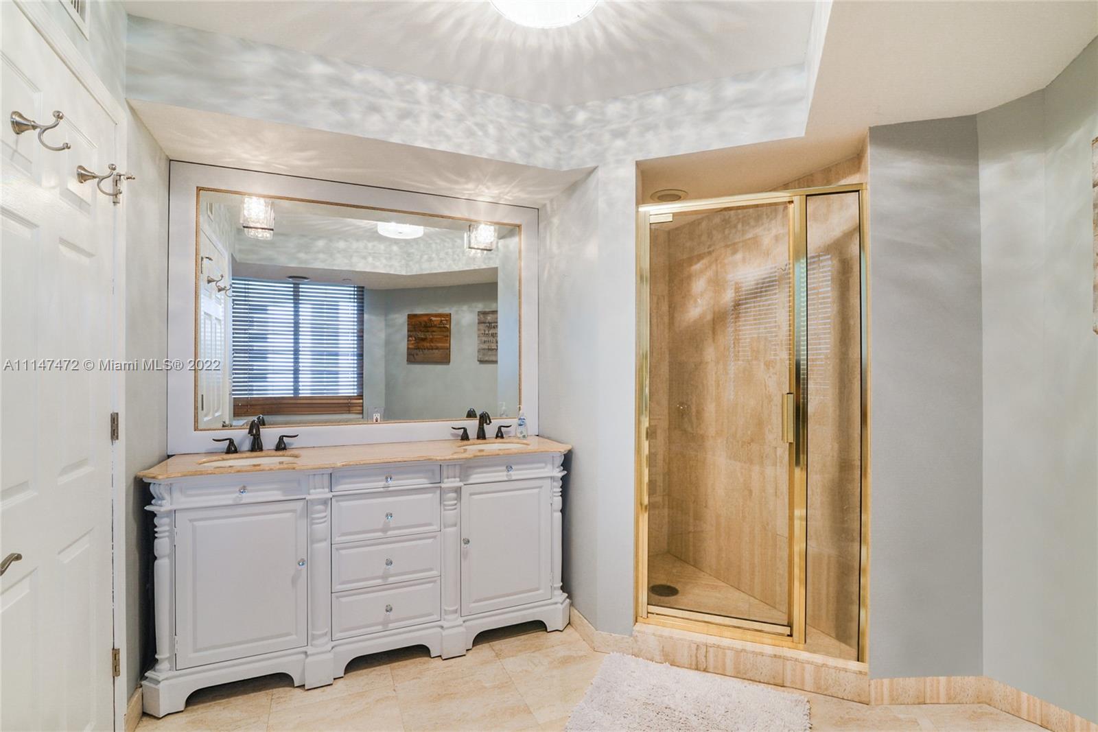 MILLENNIUM CONDO - Residential