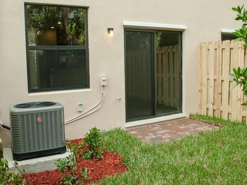 GARDENS BY THE HAMMOCKS - Residential Lease