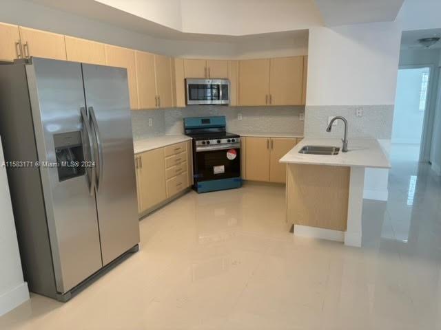RIVERSIDE VILLAS AT - Residential Lease