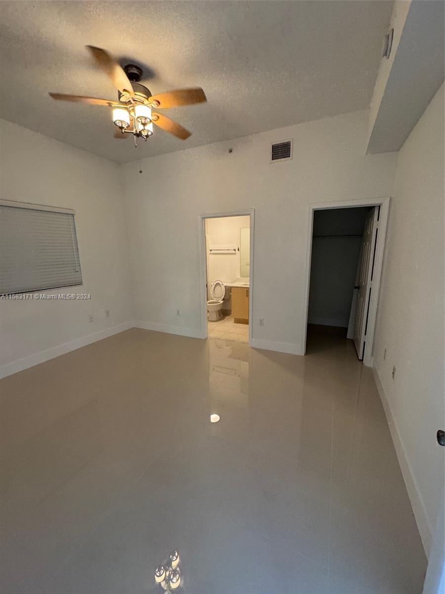 RIVERSIDE VILLAS AT - Residential Lease