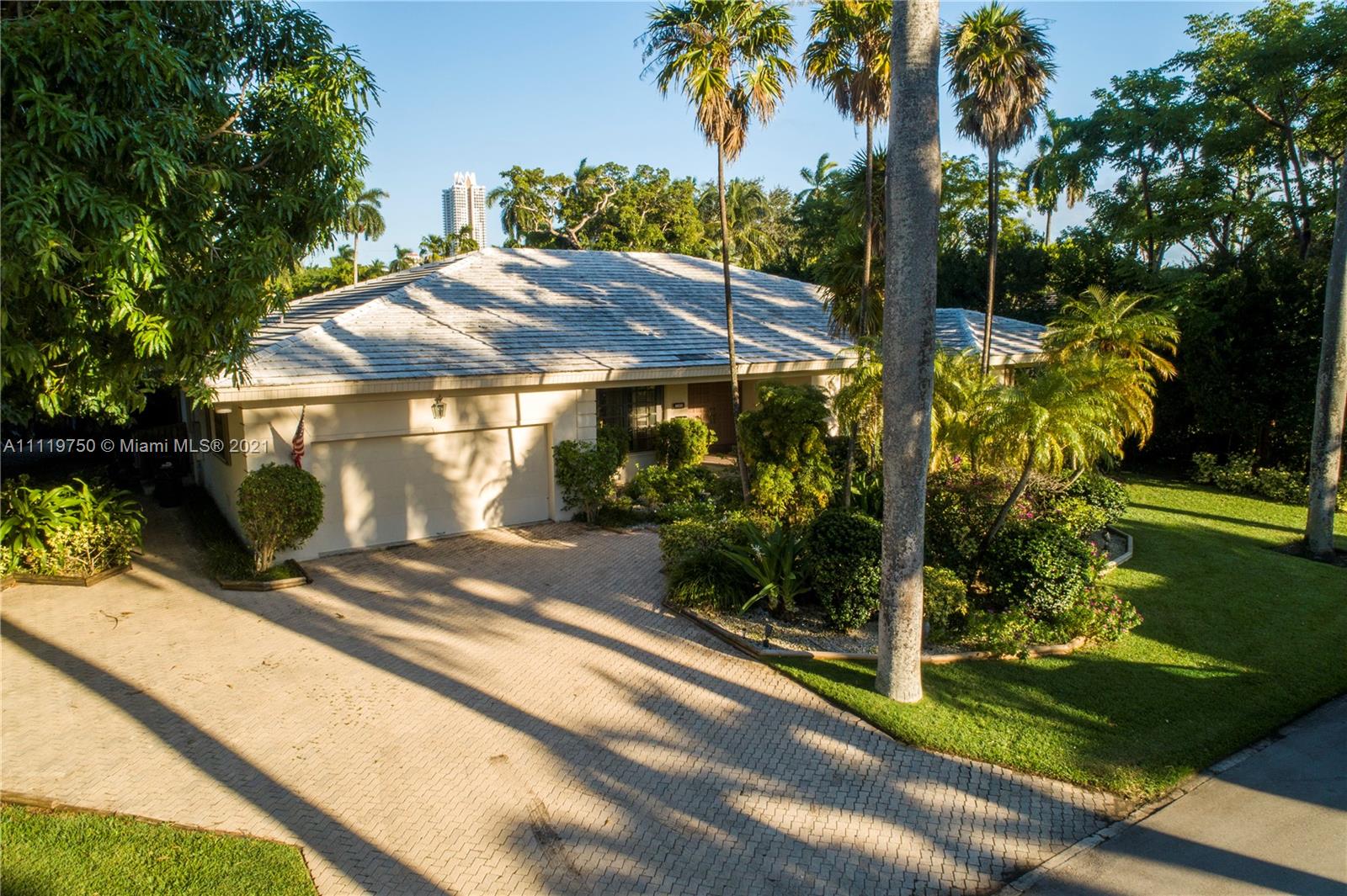 LA GORCE ISLAND - Residential