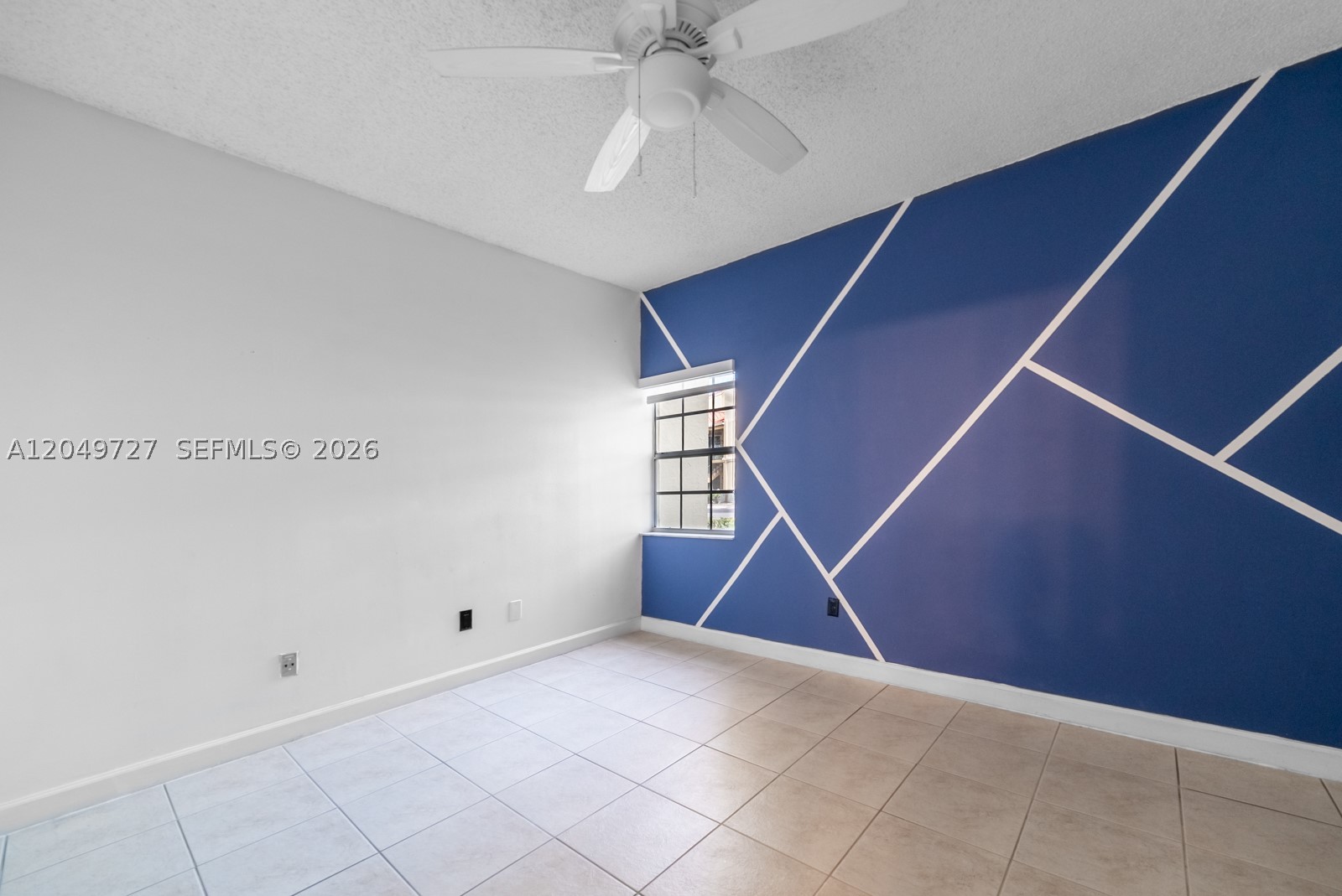 LA HACIENDA COUNTRY CLUB - Residential