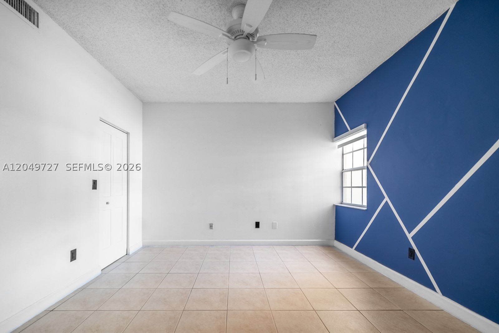LA HACIENDA COUNTRY CLUB - Residential