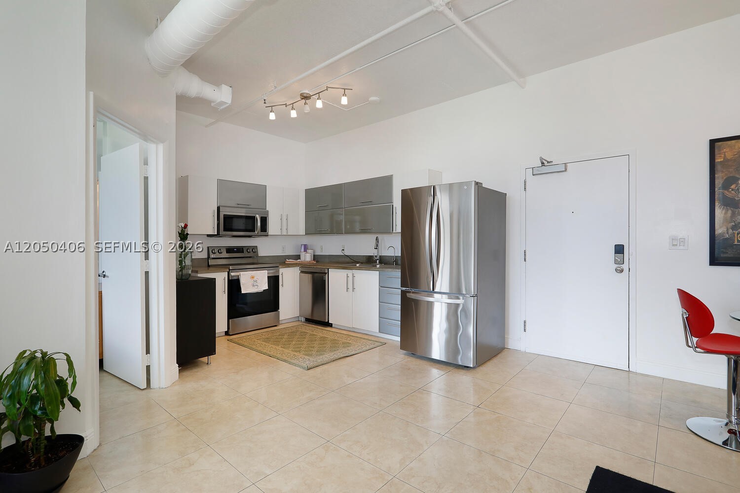 THE YORKER CONDO - Residential Lease