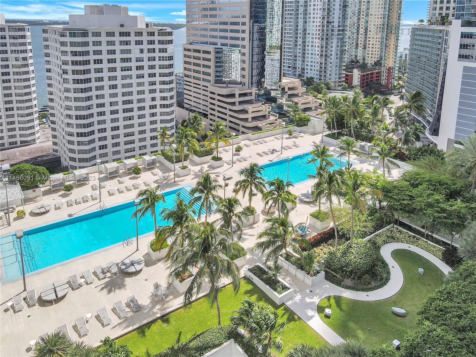 THE PLAZA 851 BRICKELL CO - Residential Lease