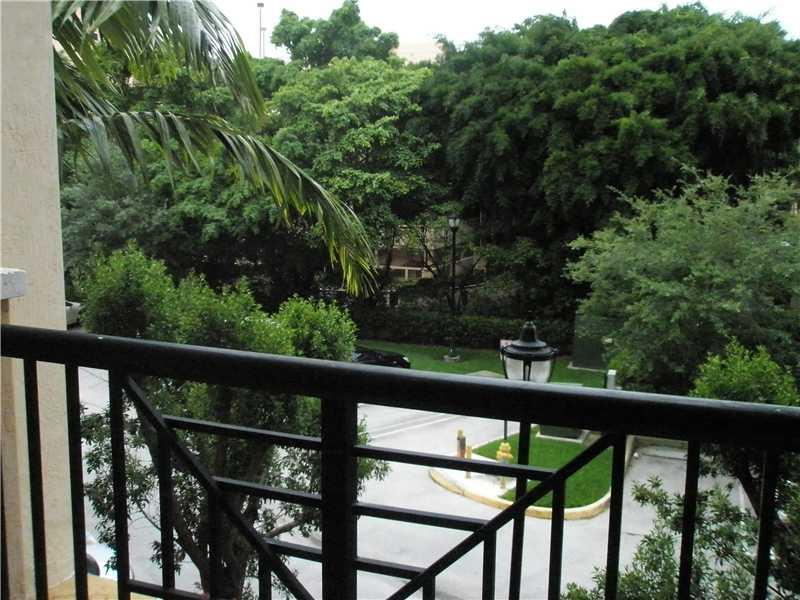 THE GRANDE - Residential Lease