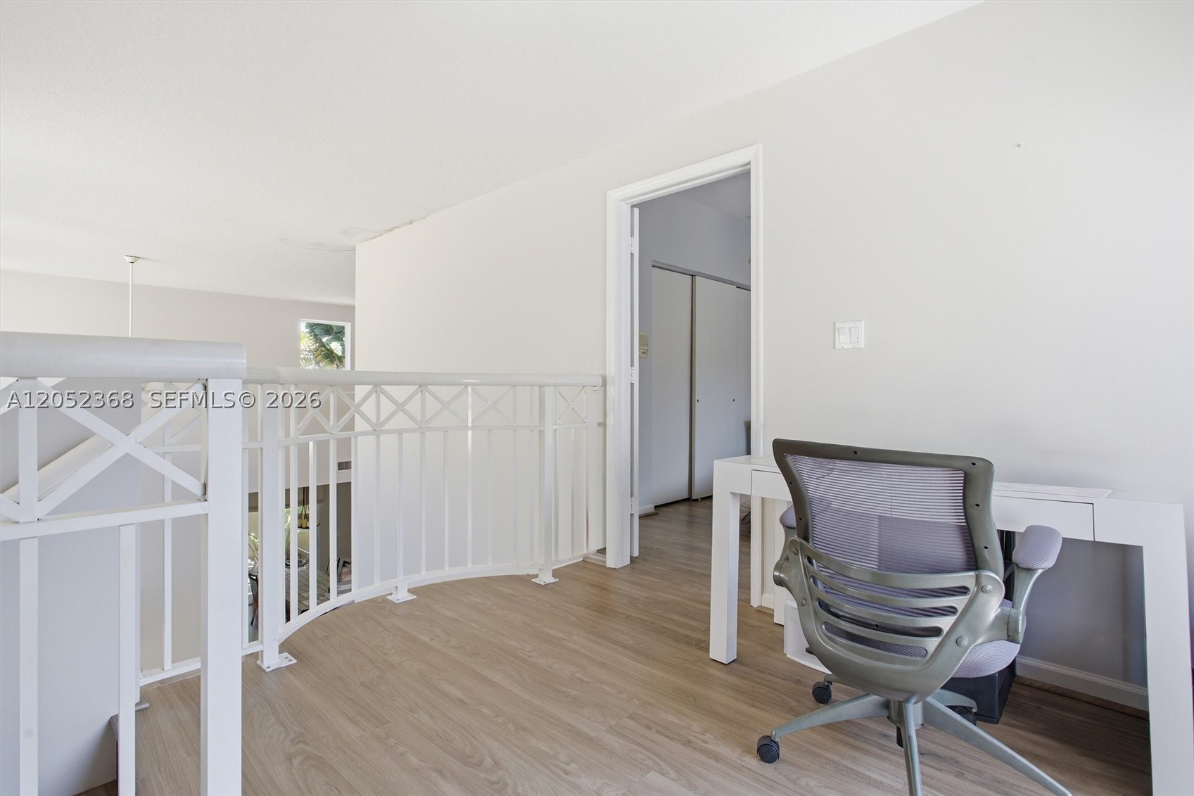 ISLAND WAY - Residential