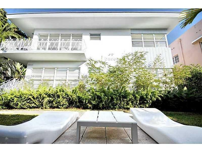 BASE01 CONDO - Residential Lease