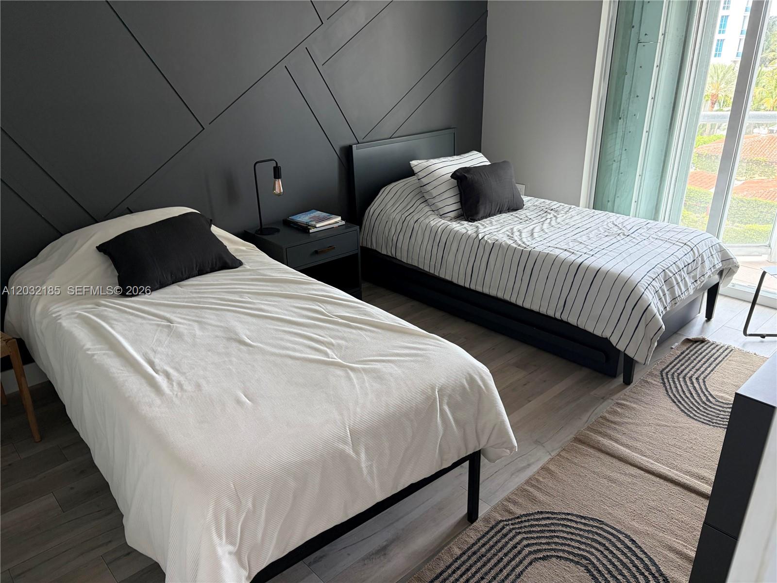 THE GRANDVIEW CONDO - Residential Lease