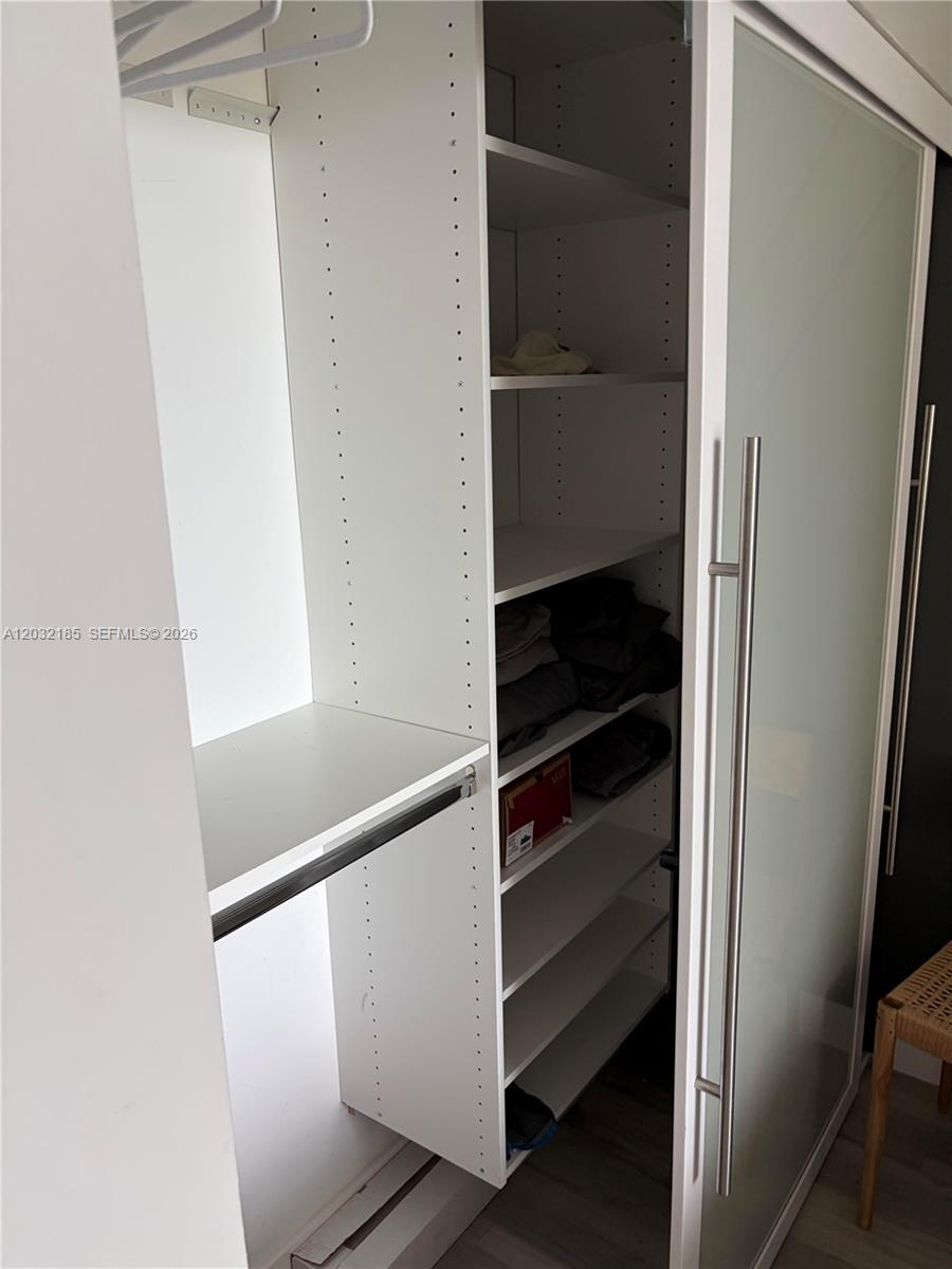 THE GRANDVIEW CONDO - Residential Lease