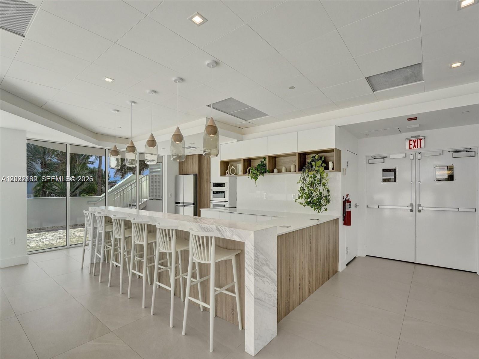 THE GRANDVIEW CONDO - Residential Lease