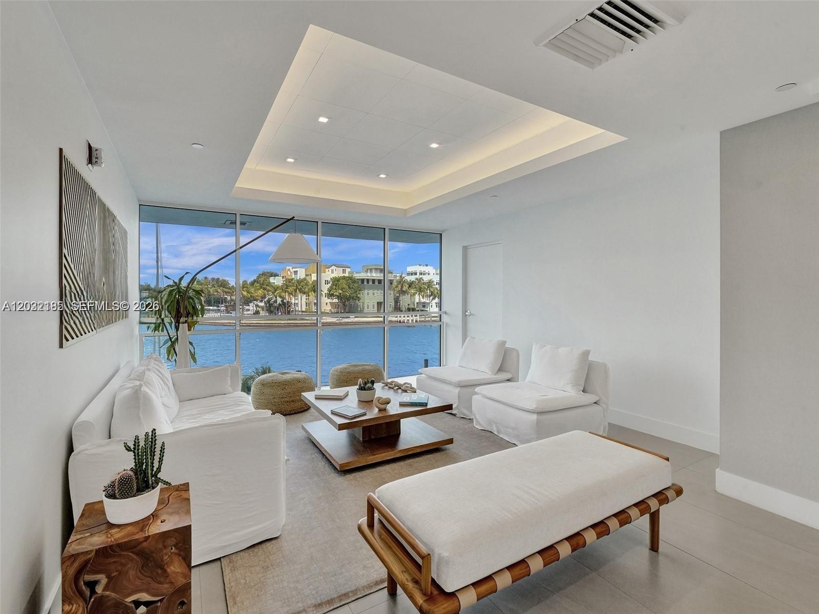 THE GRANDVIEW CONDO - Residential Lease