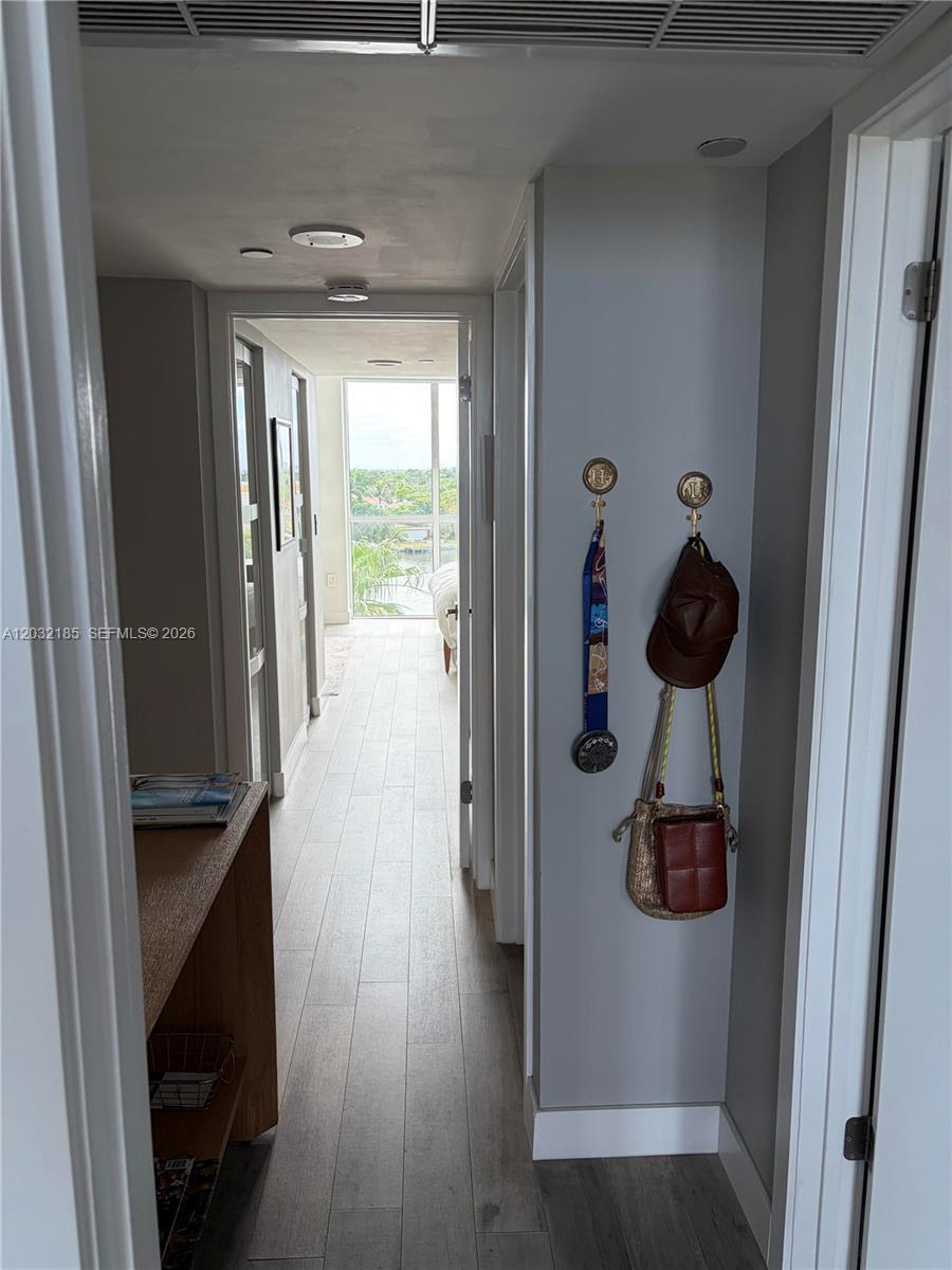 THE GRANDVIEW CONDO - Residential Lease