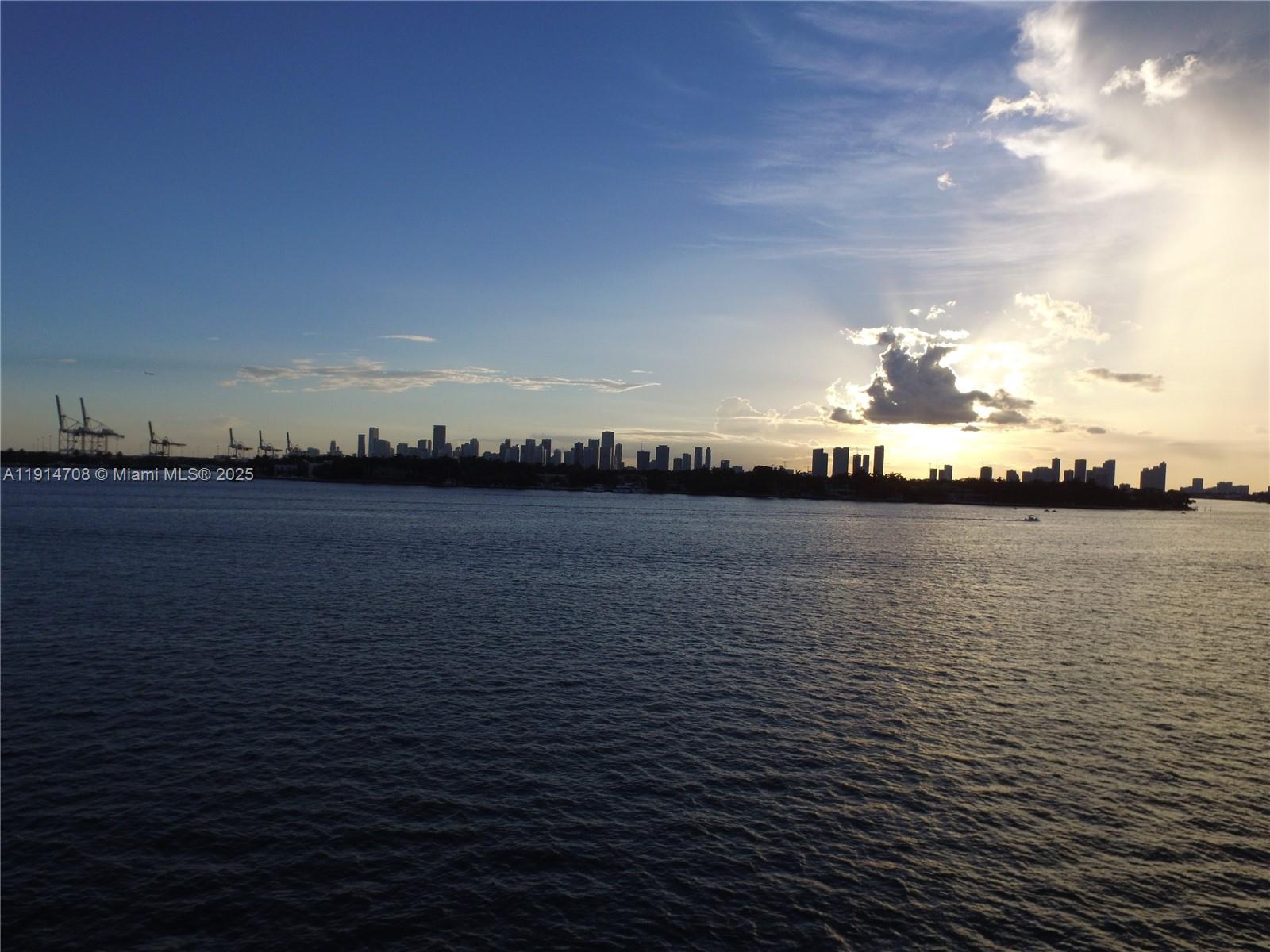 SOUTH BAY CLUB CONDO - Residential Lease