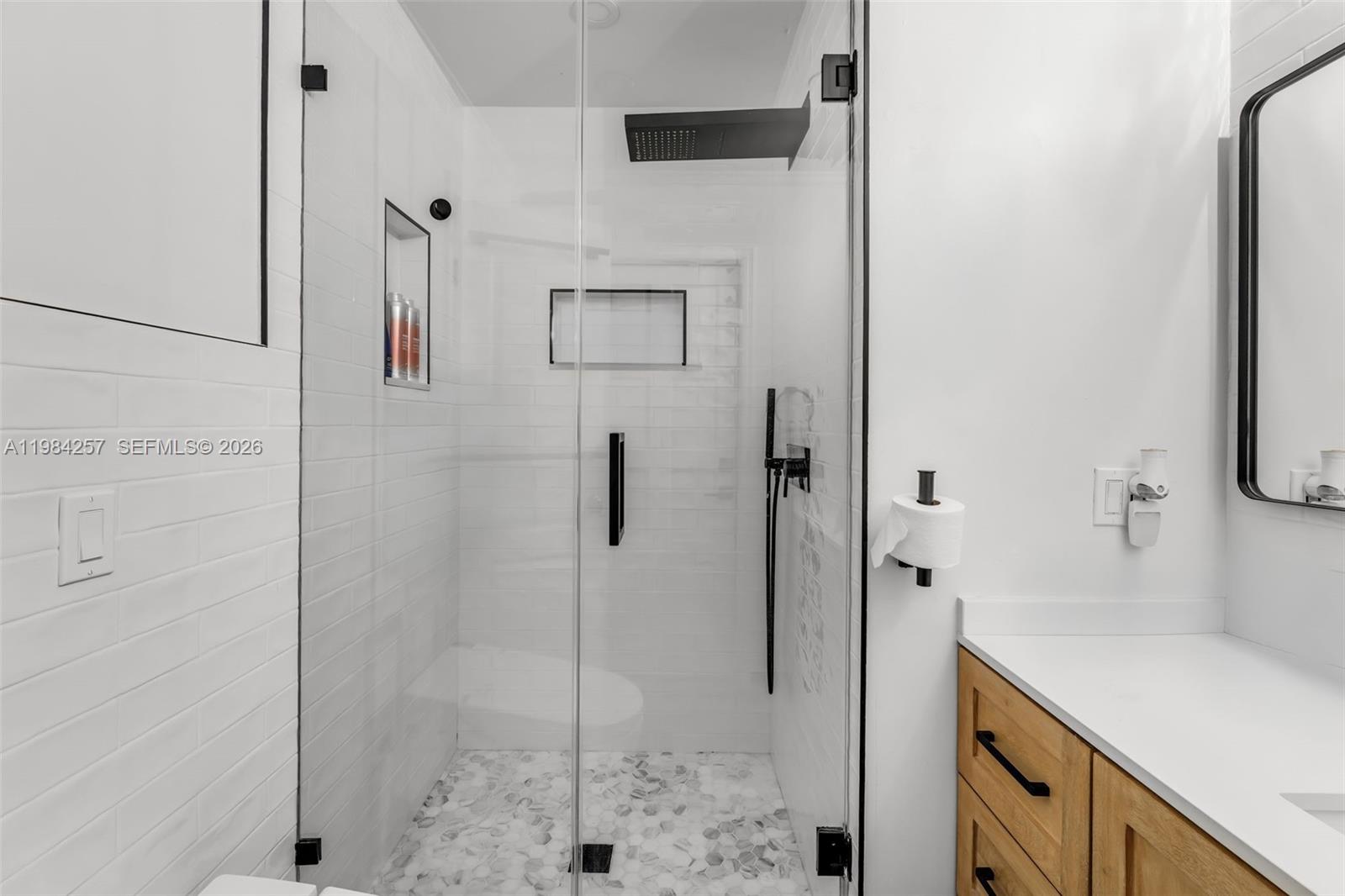 BUZ CARL ESTATES - Residential