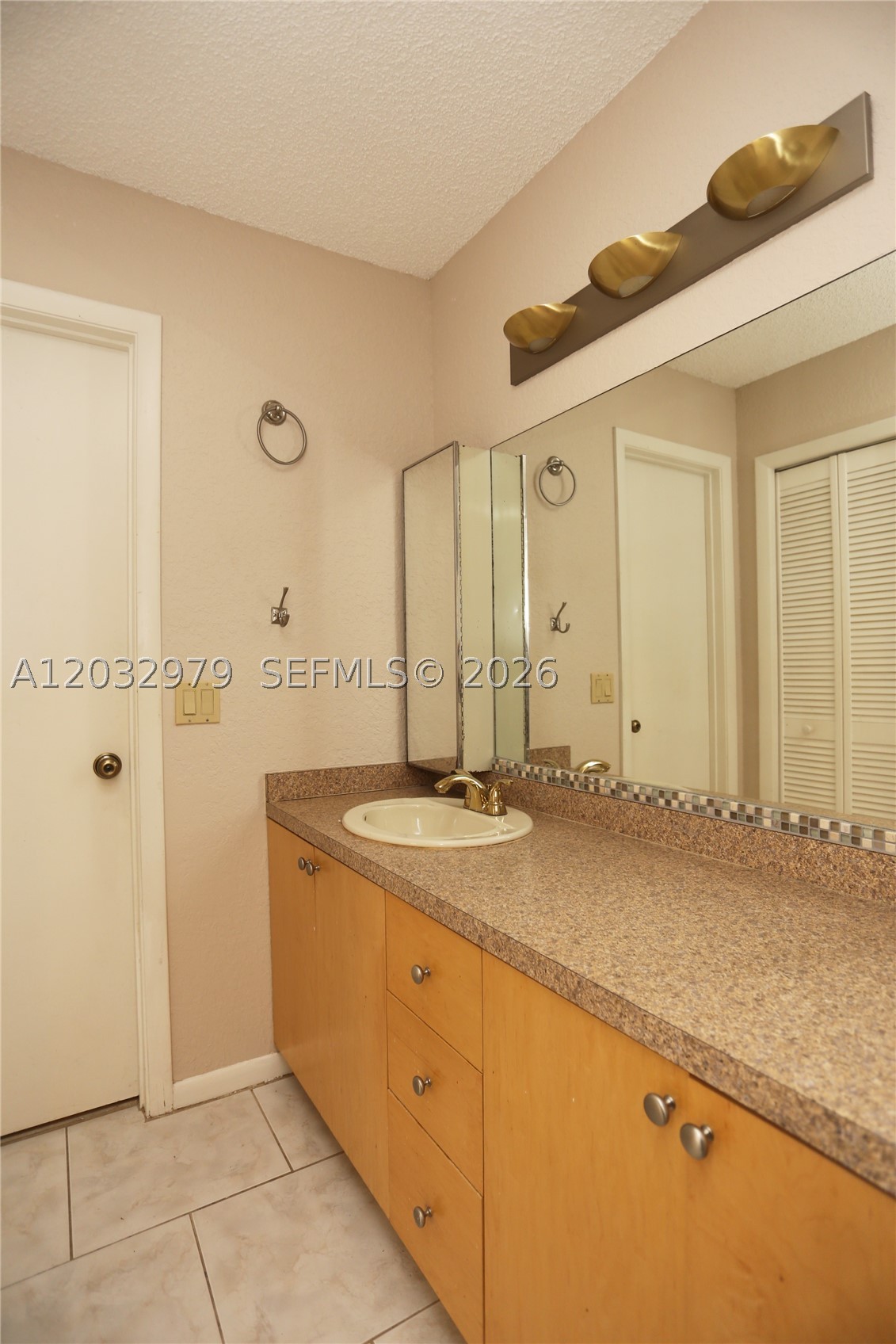 GARDENS AT BONAVENTURE 11 - Residential