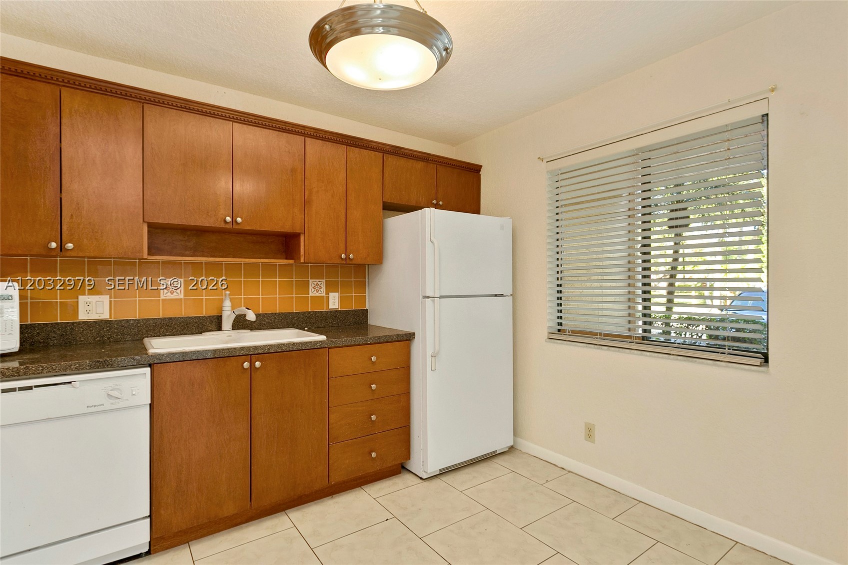 GARDENS AT BONAVENTURE 11 - Residential