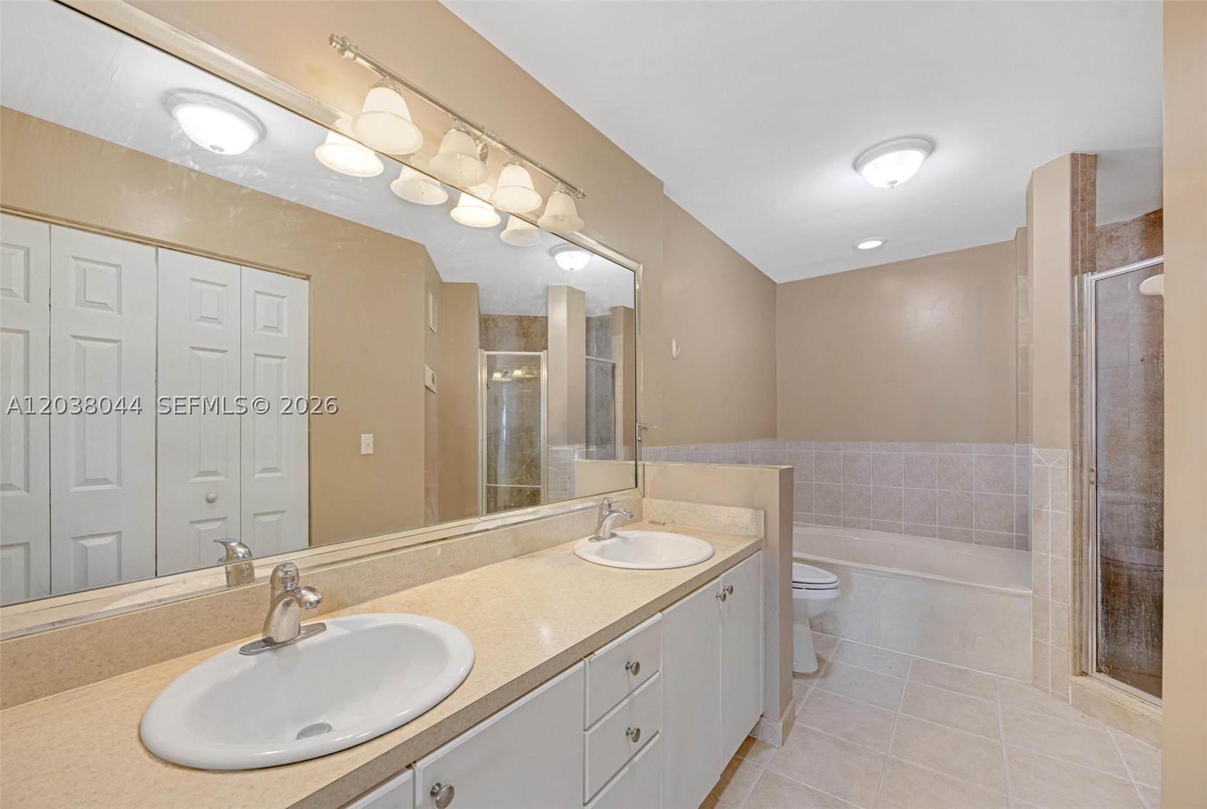 TOWNGATE CONDO FOUR - Residential