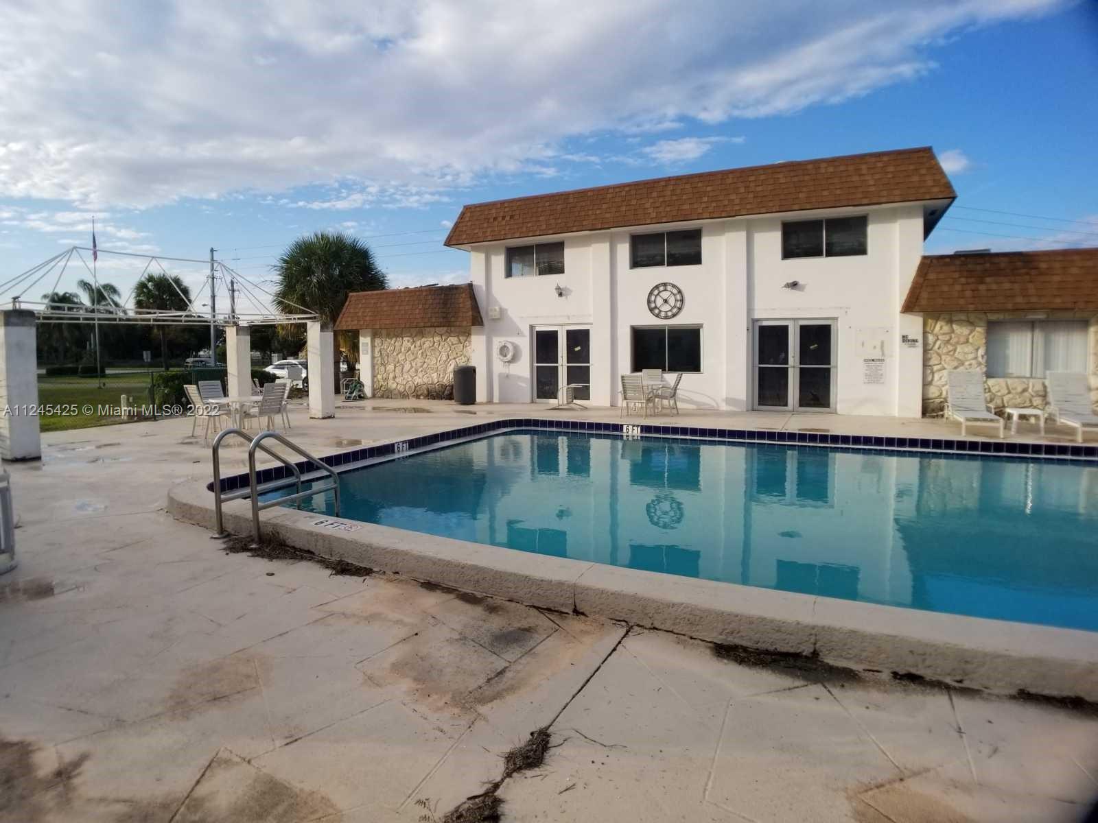 MARINER IV CONDO - Residential Lease