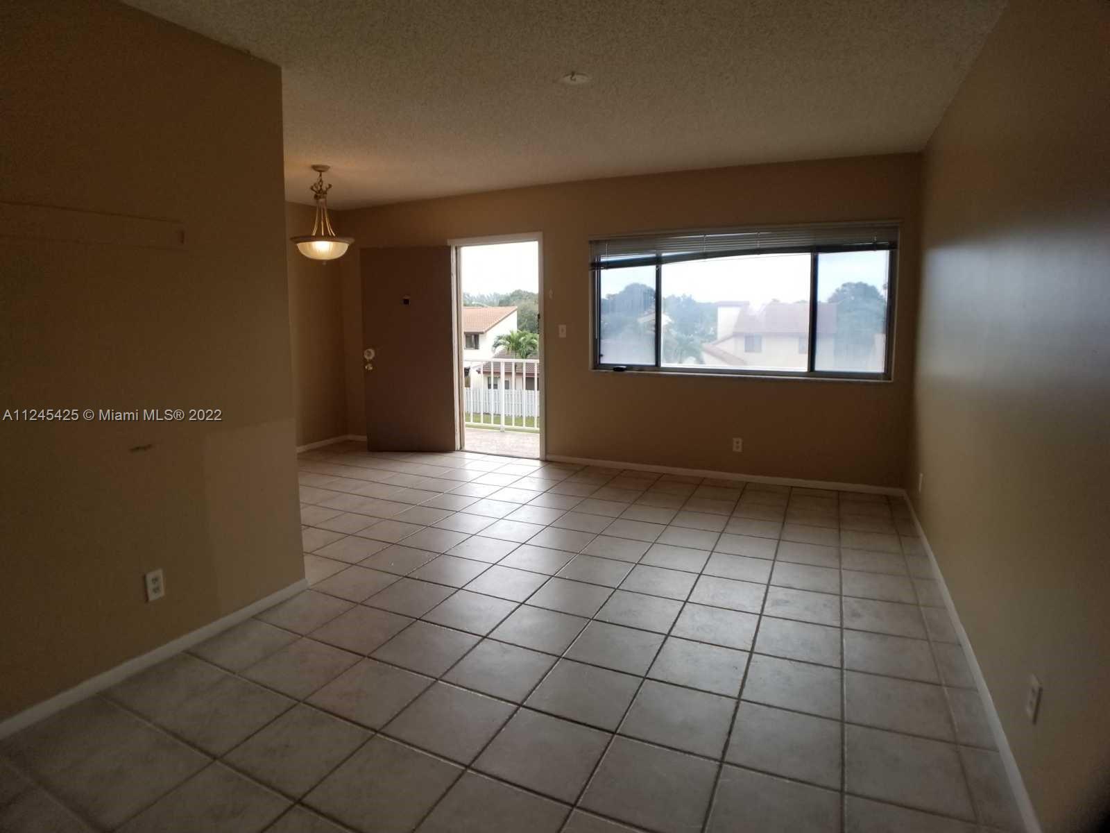 MARINER IV CONDO - Residential Lease